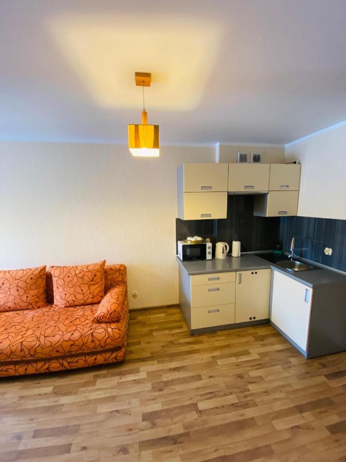 Pokoje Goscinne Pod Jabloniami Augustów Esterno foto